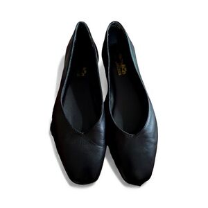 COACH and FOUR Leather Flats blk Italy